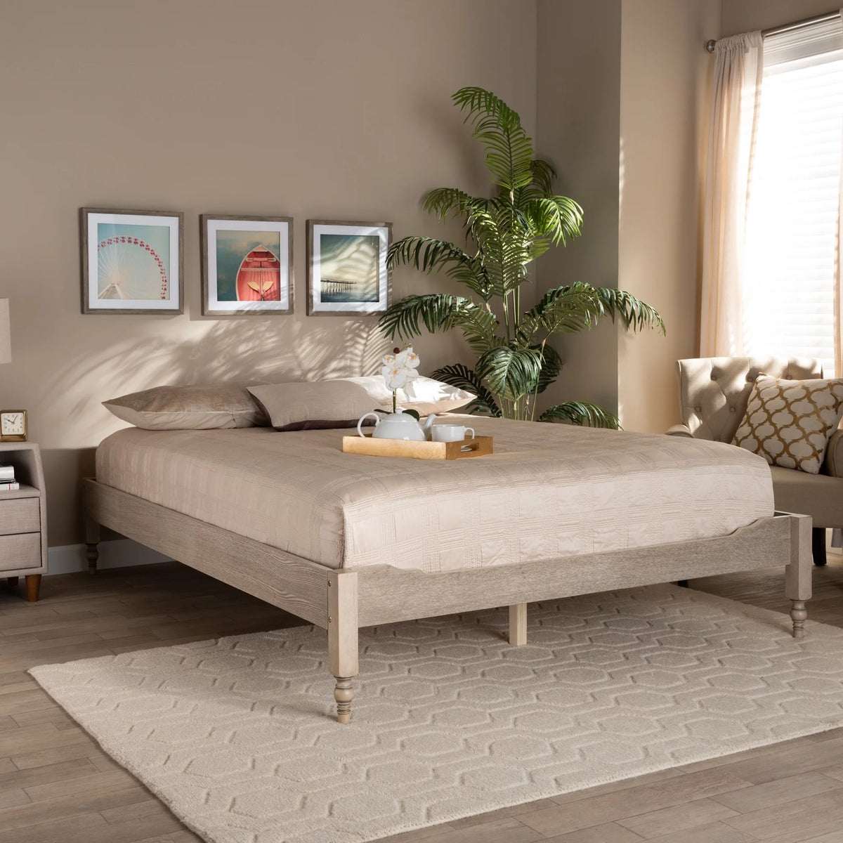 Antique White Wood Platform Bed Frame King T72906