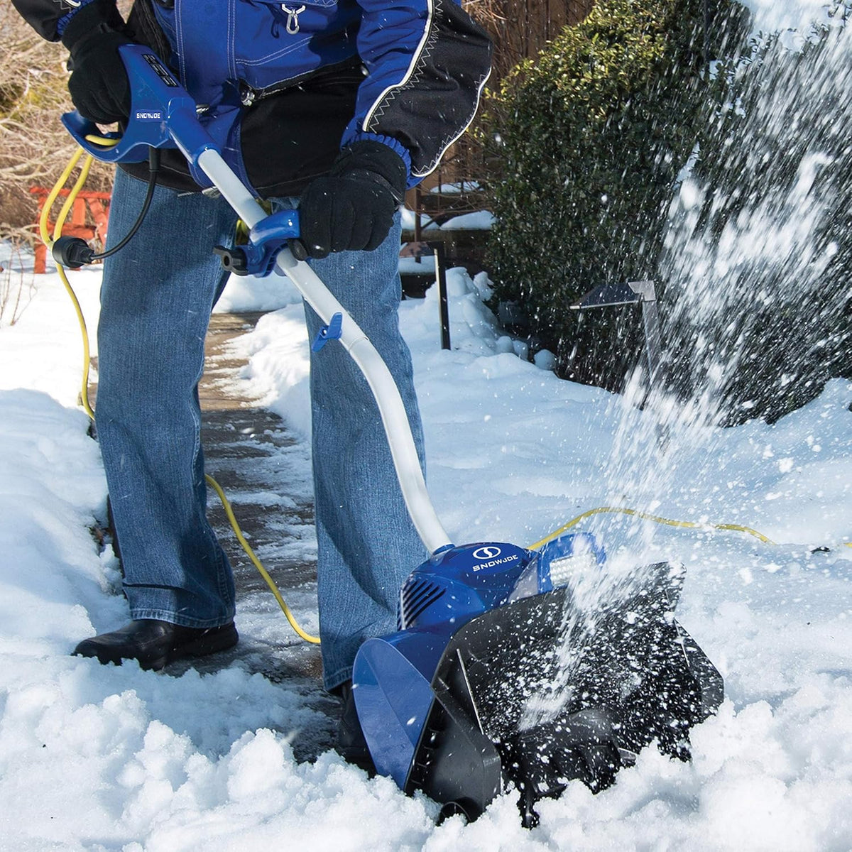 11-Inch 10 Amp Electric Snow Shovel with Headlights N106344