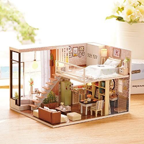 Wooden DIY Dollhouse Kit with Furniture, 1:24 Scale M575
