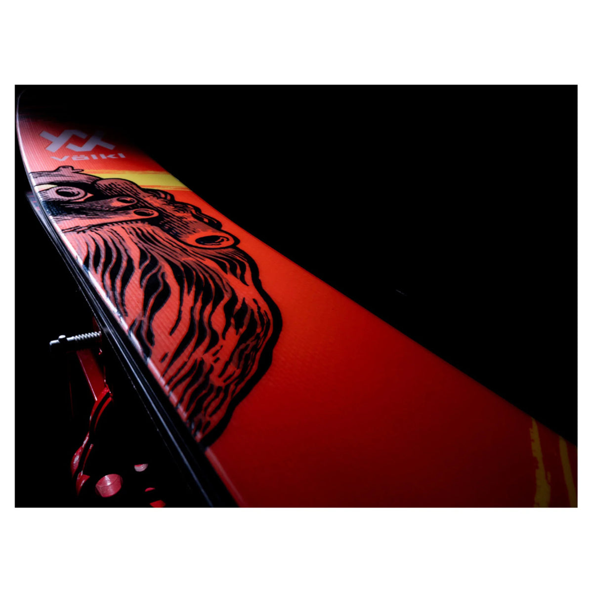 Revolt 121 Skis Y561