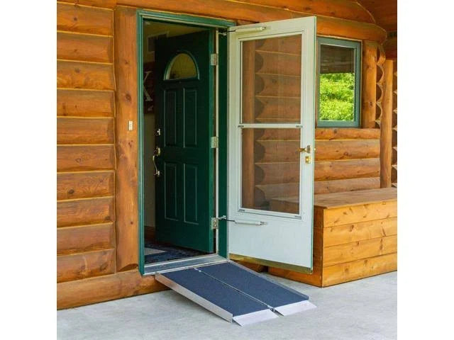 5' Portable Single-Fold Aluminum Wheelchair and Scooter Ramp X713850