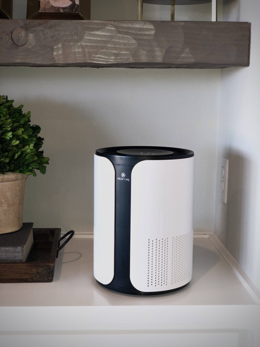 Black Air Purifier E681