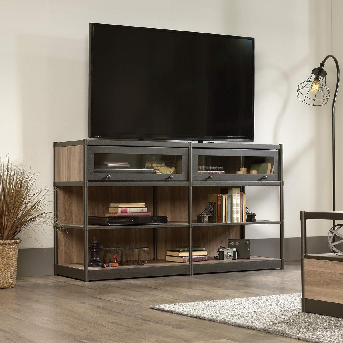 Black Triangular Side Table C5762