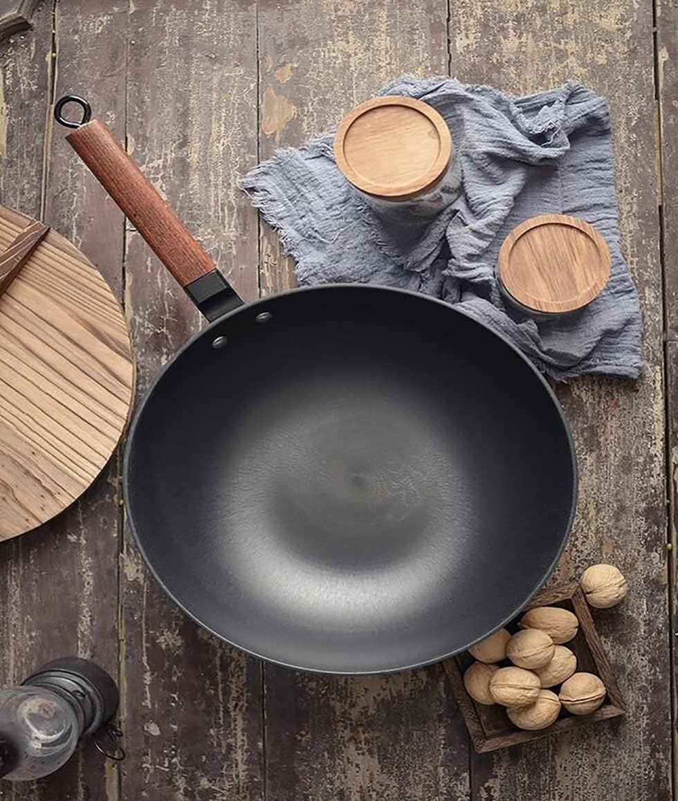 Cast Iron Wok with Glass Lid 32cm U3224