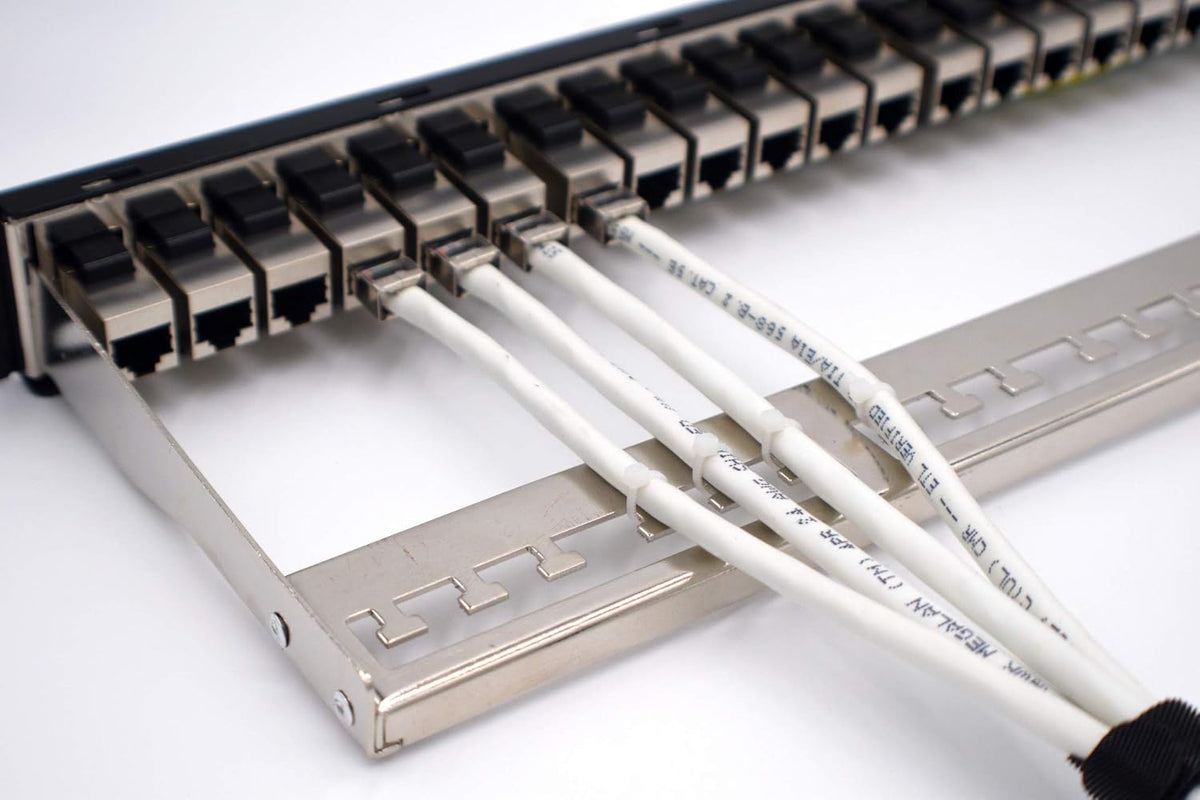 24-Port CAT6A FTP Shielded 1U Patch Panel V6681