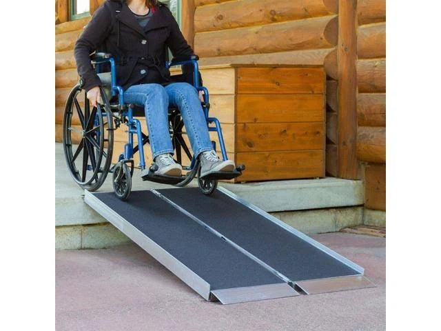 5' Portable Single-Fold Aluminum Wheelchair and Scooter Ramp X713850